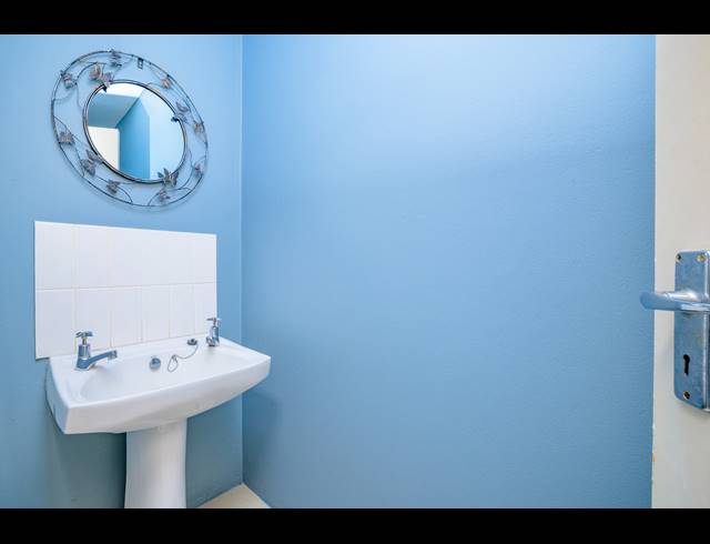 3 BEDROOM SECTIONAL TITLE FOR SALE IN RESERVOIR HILLS